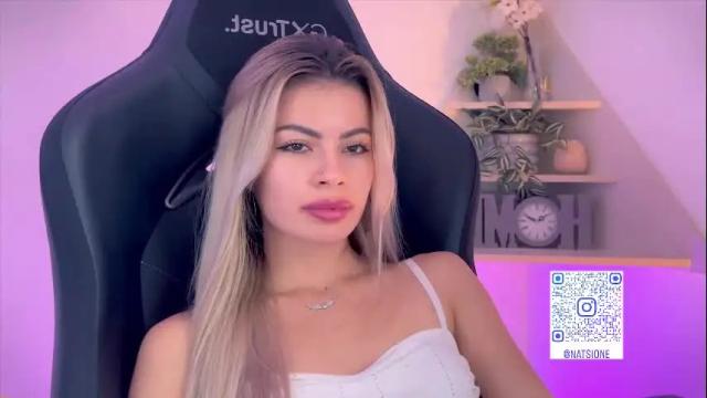 Image 6 of natalimurr Stream on Chaturbate on 3 months ago