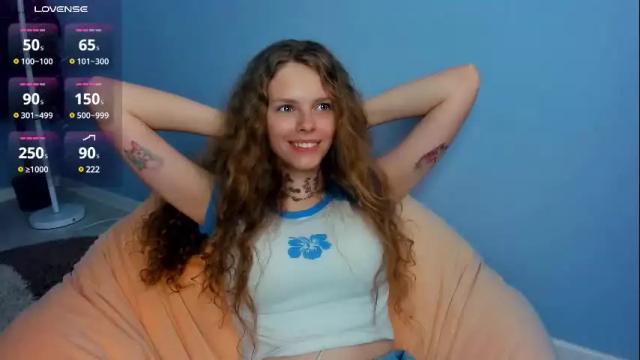 Image 4 of nataly_hello Stream on Chaturbate on 1 month ago