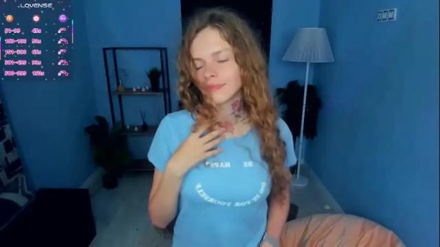 Image 12 of nataly_hello Stream on Chaturbate on 9 days ago