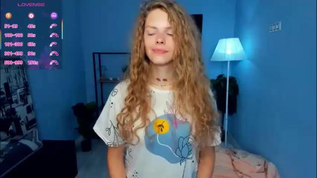 Image 11 of nataly_hello Stream on Chaturbate on 15 days ago