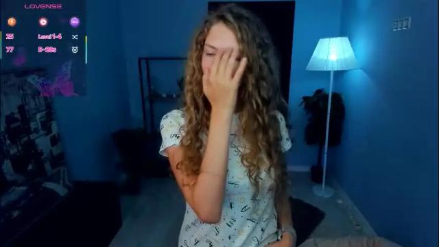 Image 2 of nataly_hello Stream on Chaturbate on 1 month ago