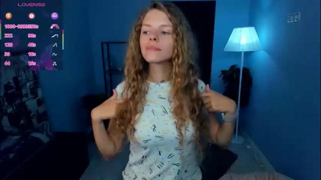 Image 4 of nataly_hello Stream on Chaturbate on 1 month ago
