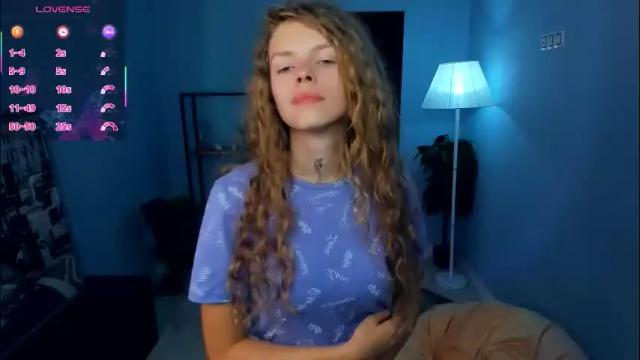 Image 4 of nataly_hello Stream on Chaturbate on 1 month ago
