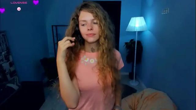 Image 8 of nataly_hello Stream on Chaturbate on 1 month ago