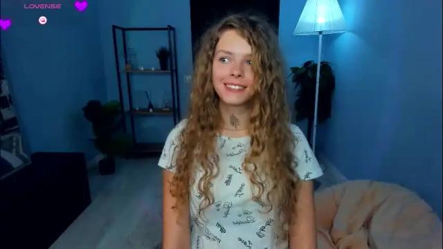 Image 4 of nataly_hello Stream on Chaturbate on 1 month ago