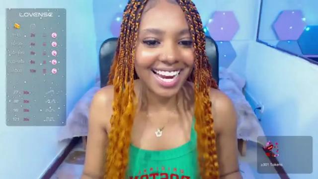 Image 2 of nataly_hills_ Stream on Chaturbate on 24 months ago