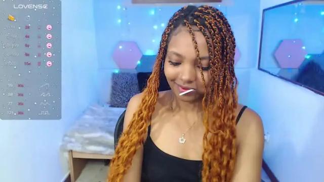 Image 4 of nataly_hills_ Stream on Chaturbate on 24 months ago