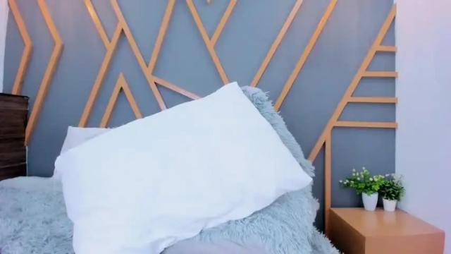 Image 4 of nataly_hope_ Stream on Chaturbate on 15 months ago