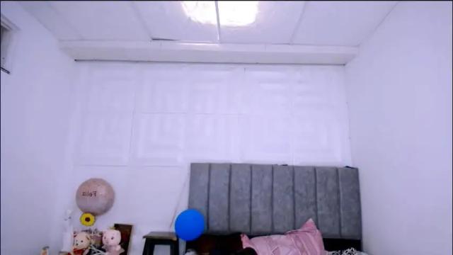 Image 4 of nataly_mcry Stream on Chaturbate on 1 month ago