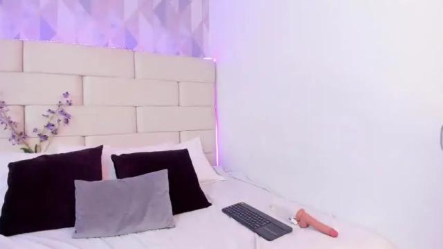 Image 11 of nataly_taylor_ Stream on Chaturbate on 16 months ago