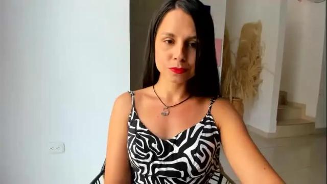 Image 3 of natalyfit_ Stream on Chaturbate on 3 months ago