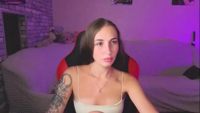 Image 2 of natalyfreman Stream on Chaturbate on 17 days ago