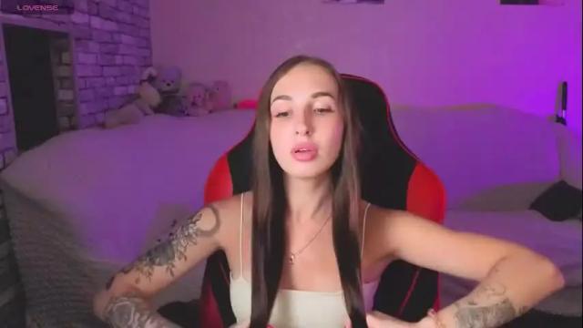 Image 8 of natalyfreman Stream on Chaturbate on 17 days ago