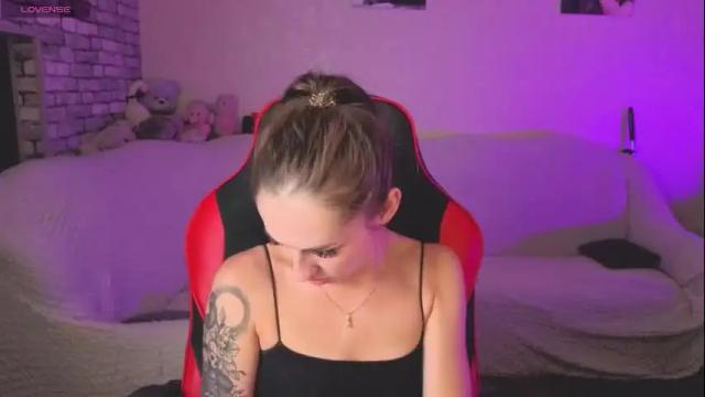 Image 3 of natalyfreman Stream on Chaturbate on 8 days ago