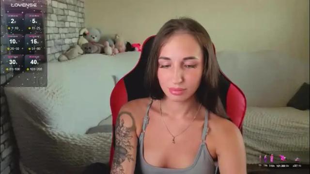 Image 10 of natalyfreman Stream on Chaturbate on 2 months ago
