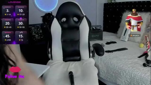 Image 11 of natasha__logan Stream on Chaturbate on 8 days ago
