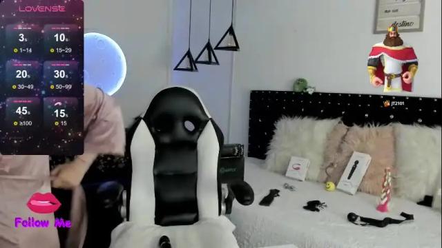 Image 12 of natasha__logan Stream on Chaturbate on 7 days ago