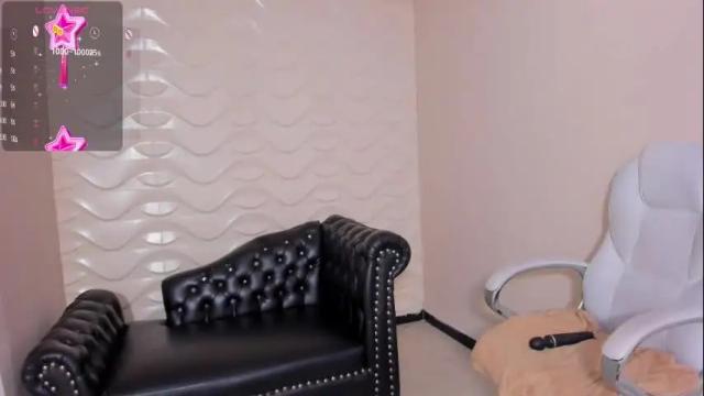 Image 10 of natasha_adams22 Stream on Chaturbate on 11 days ago