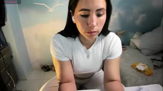 Image 2 of natasha_bernett Stream on Chaturbate on 1 month ago