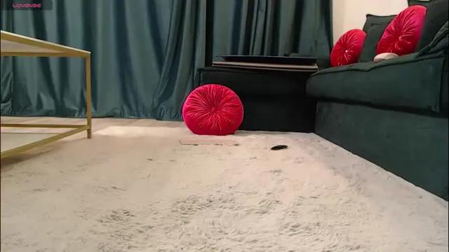 Image 12 of natasha_bigass Stream on Chaturbate on 2 months ago