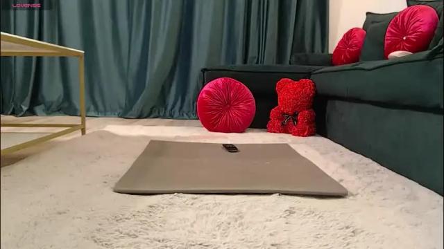 Image 11 of natasha_bigass Stream on Chaturbate on 2 months ago