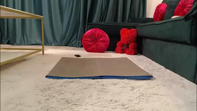 Image 12 of natasha_bigass Stream on Chaturbate on 1 month ago