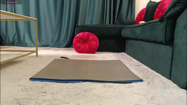 Image 12 of natasha_bigass Stream on Chaturbate on 21 days ago
