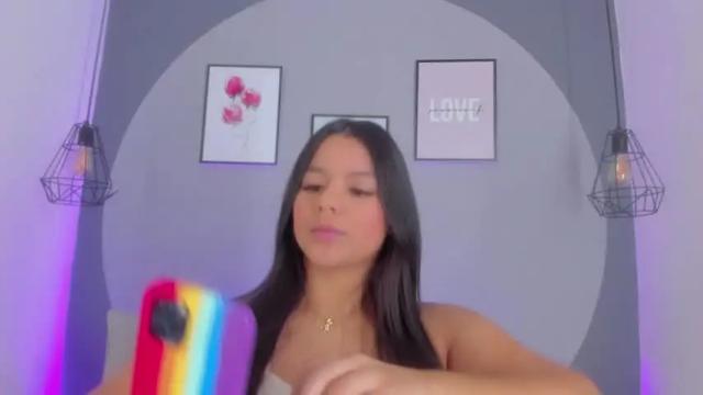 Image 12 of natasha_harpper Stream on Chaturbate on 12 months ago