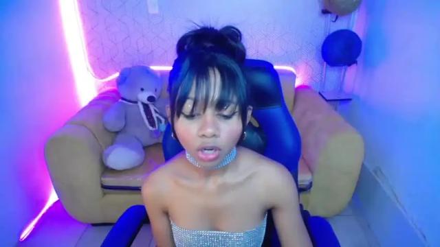 Image 4 of natasha_mh Stream on Chaturbate on 14 months ago