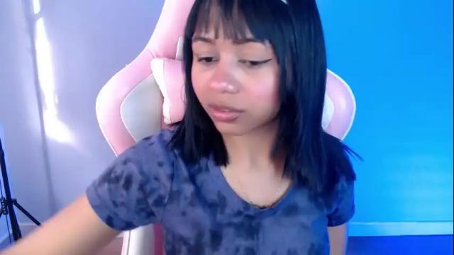 Image 3 of natasha_mh Stream on Chaturbate on 1 month ago