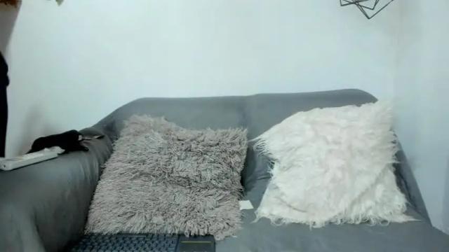 Image 7 of natasha_smith00 Stream on Chaturbate on 21 months ago