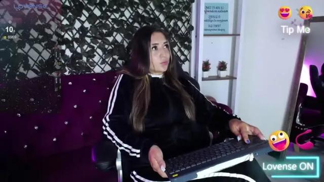 Image 2 of natasha_wilde_ Stream on Chaturbate on 18 months ago