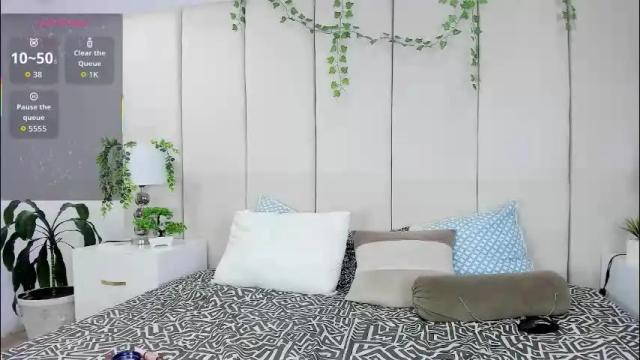 Image 7 of natashaberry Stream on Chaturbate on 26 days ago