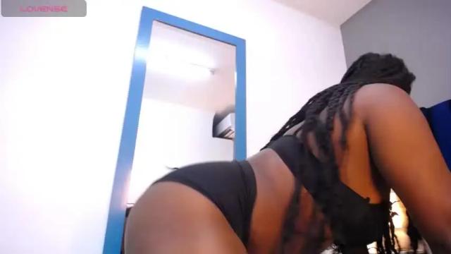 Image 6 of natashadaaviss Stream on Chaturbate on 16 months ago