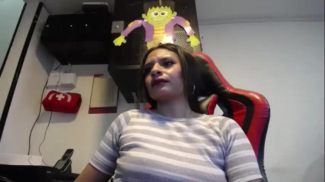 Image 3 of natashax_hot Stream on Chaturbate on 4 months ago