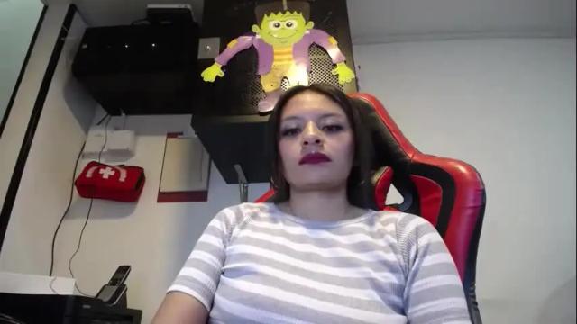 Image 4 of natashax_hot Stream on Chaturbate on 4 months ago
