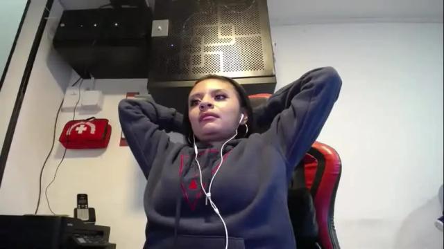 Image 2 of natashax_hot Stream on Chaturbate on 4 months ago
