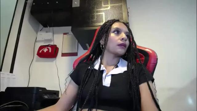 Image 6 of natashax_hot Stream on Chaturbate on 3 months ago