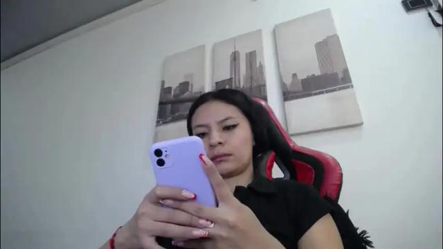 Image 2 of natashax_hot Stream on Chaturbate on 1 month ago