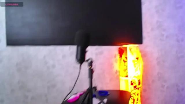Image 10 of nathalia_zamu Stream on Chaturbate on 13 months ago