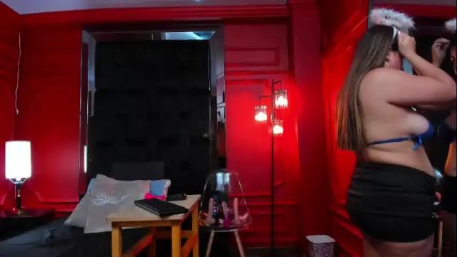 Image 3 of nathalie_rossel Stream on Chaturbate on 1 month ago
