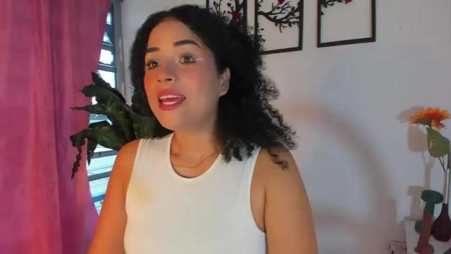 Image 3 of nathaliepresto Stream on Chaturbate on 16 months ago