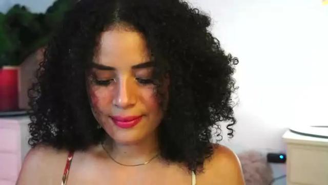 Image 3 of nathaliepresto Stream on Chaturbate on 15 months ago