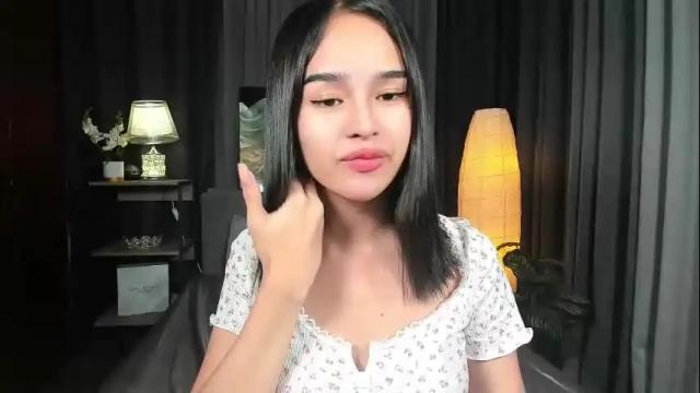 Image 11 of nathalieriches Stream on Chaturbate on 29 days ago