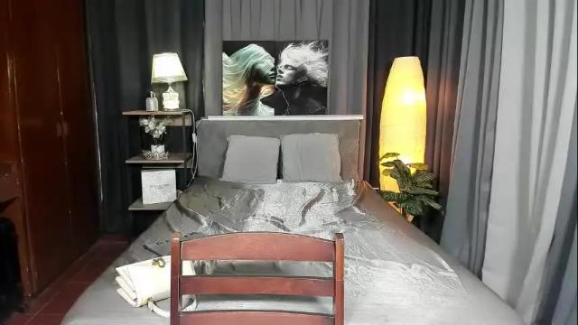 Image 10 of nathalieriches Stream on Chaturbate on 23 days ago