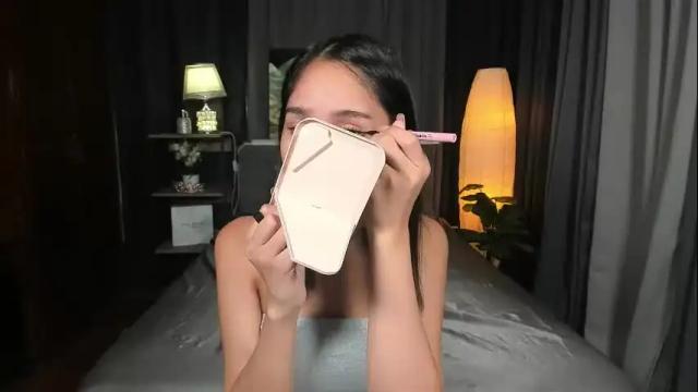 Image 3 of nathalieriches Stream on Chaturbate on 23 days ago