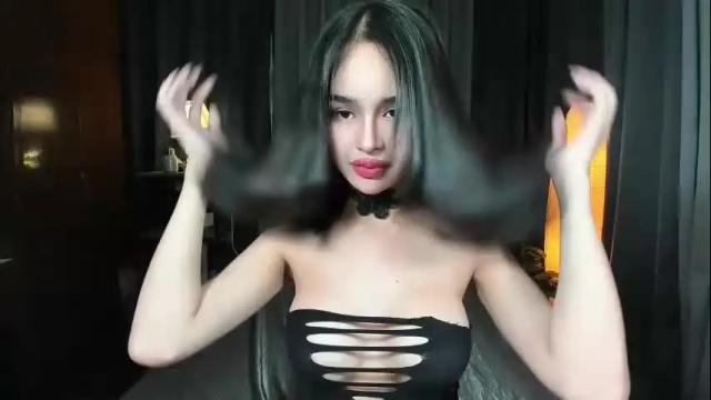 Image 2 of nathalieriches Stream on Chaturbate on 17 days ago