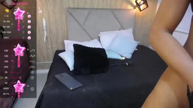 Image 3 of nathaly__jimenez Stream on Chaturbate on 20 months ago