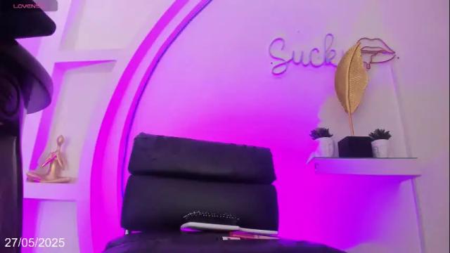 Image 7 of nathaly_laurent Stream on Chaturbate on 2 months ago