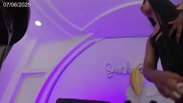 Image 3 of nathaly_laurent Stream on Chaturbate on 1 month ago